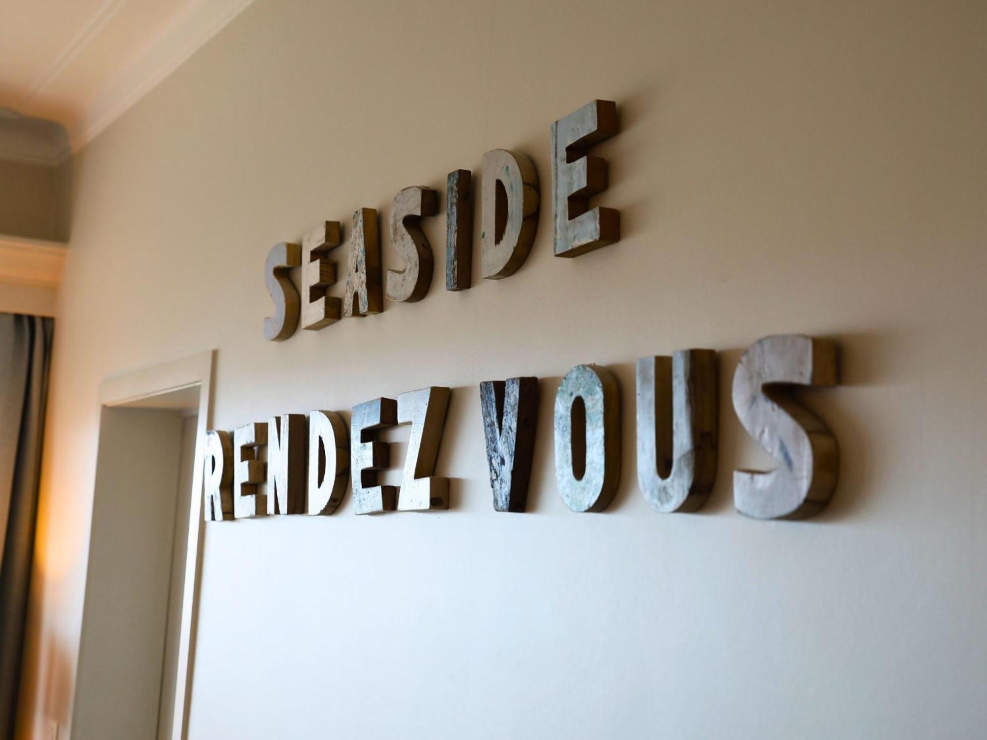Seaside Rendez-vous - 3 Vue Mer, Piscine, Sauna & Parking A Appartamento *